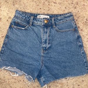 Zara Shorts 0